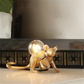 Nordic Creative Mini Animal Mouse Lamp Living Room Dining Room Bedroom Clothing Store Personalized Eye Protection Gift Resin Table Lamp (Option: Golden-Prone position-UK)